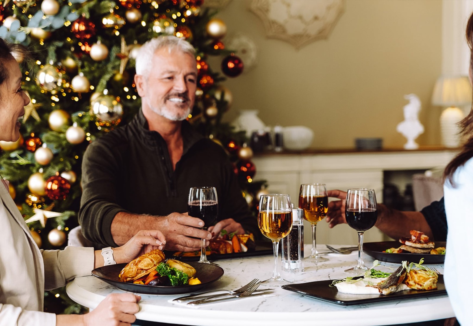 Celebrate the joy of togetherness, with festive feasts designed to be shared, savoured, and remembered.