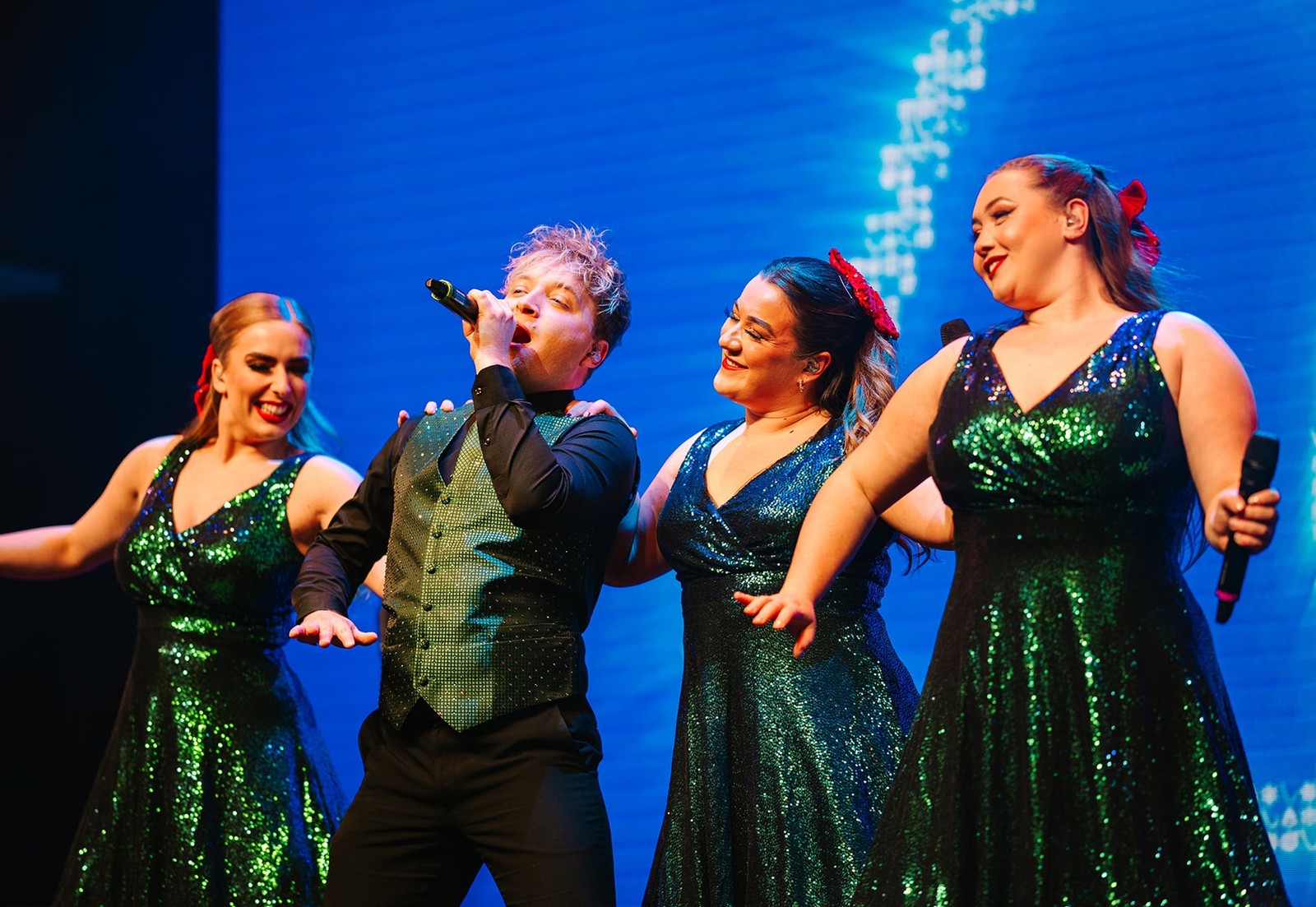 Experience an unforgettable evening of live entertainment, where exceptional performances set the tone for the celebrations ahead.