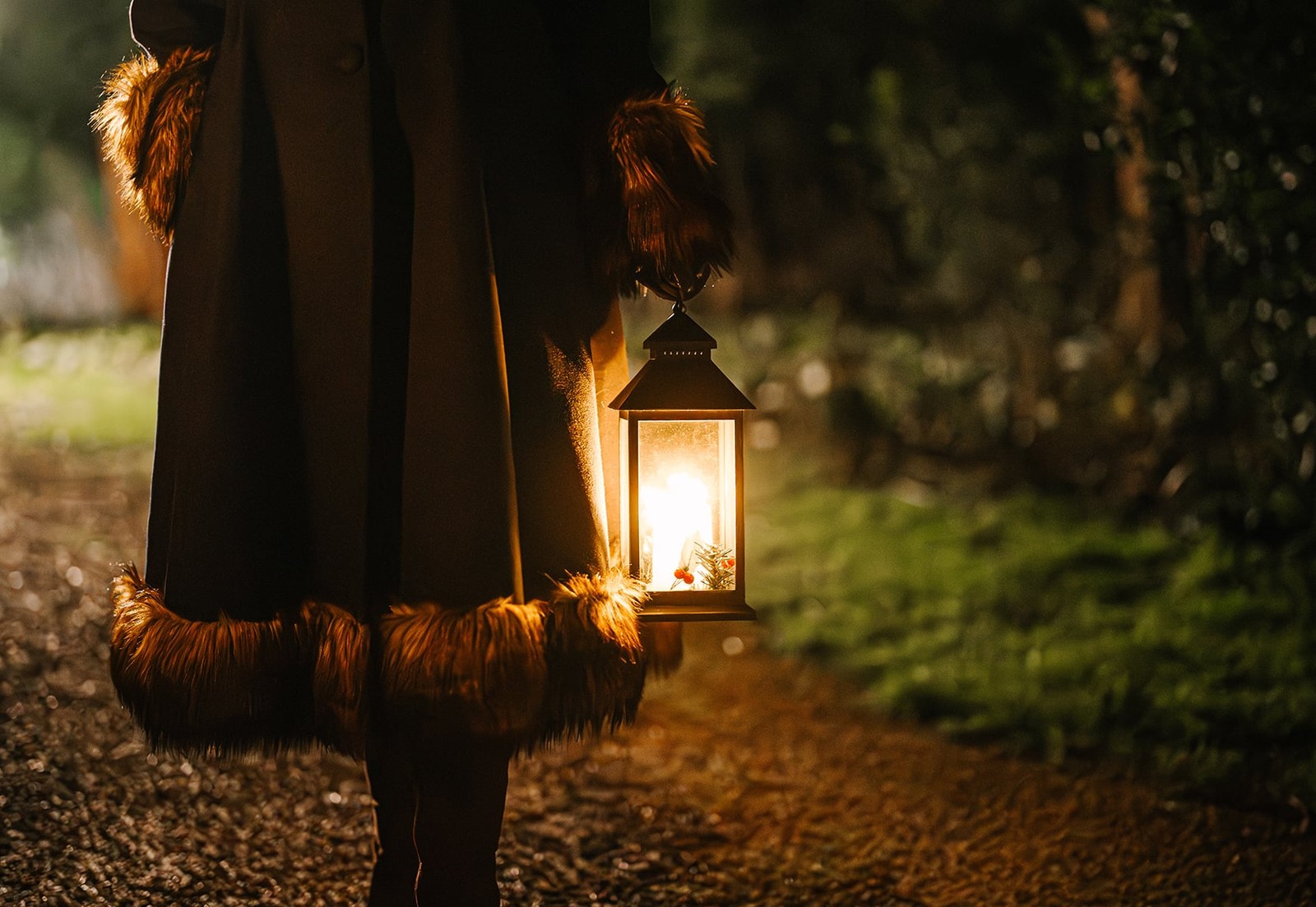 Step into the New Year with a magical lantern-lit walk, enjoying a peaceful moment amidst the festivities.