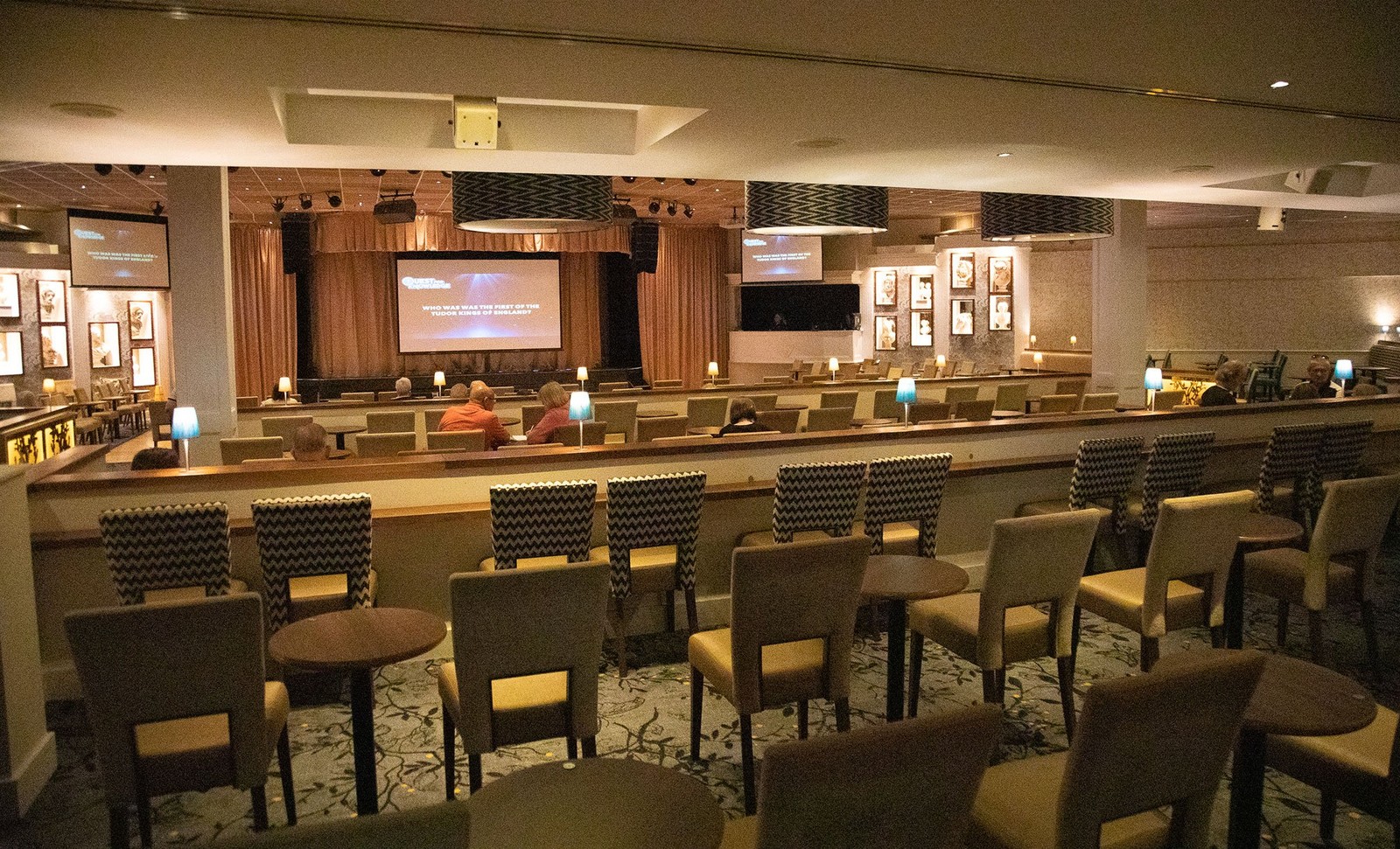 By day, Cricket St. Thomas' Late Lounge hosts quizzes, laughter and a little friendly competition. By night, it transforms into a buzzing entertainment venue.