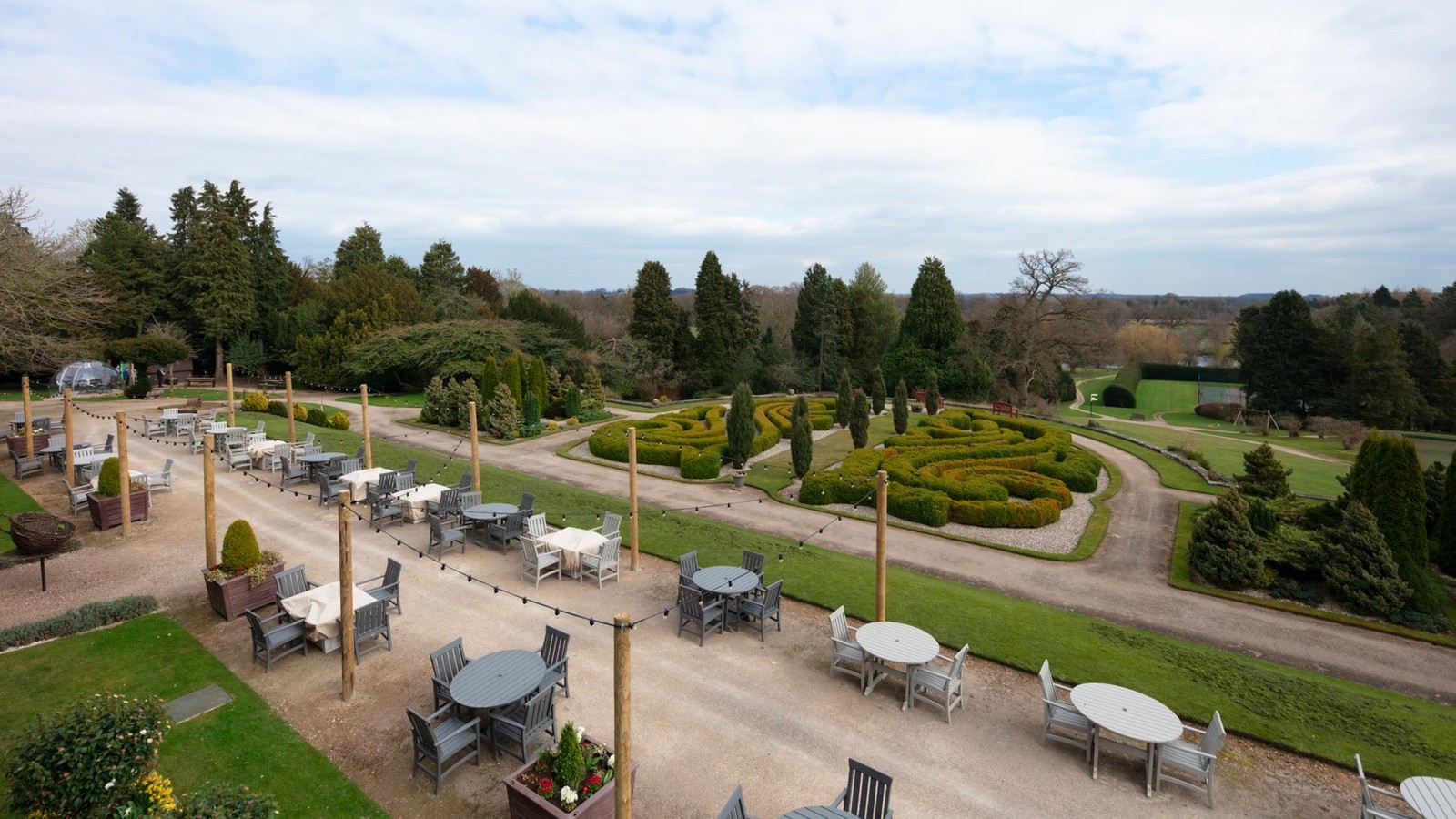 Want to wake up to this incredible view? From the Wharfdale Suite, you can enjoy picturesque views of the beautifully landscaped gardens.