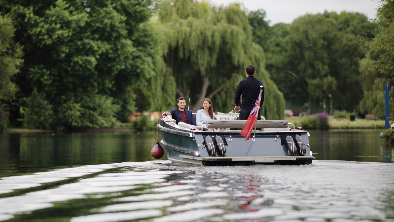 Fancy a boat trip? During the summer, you can hire a boat from our private jetty. Please note: Hire available from early May to the end of August. Additional supplements apply.