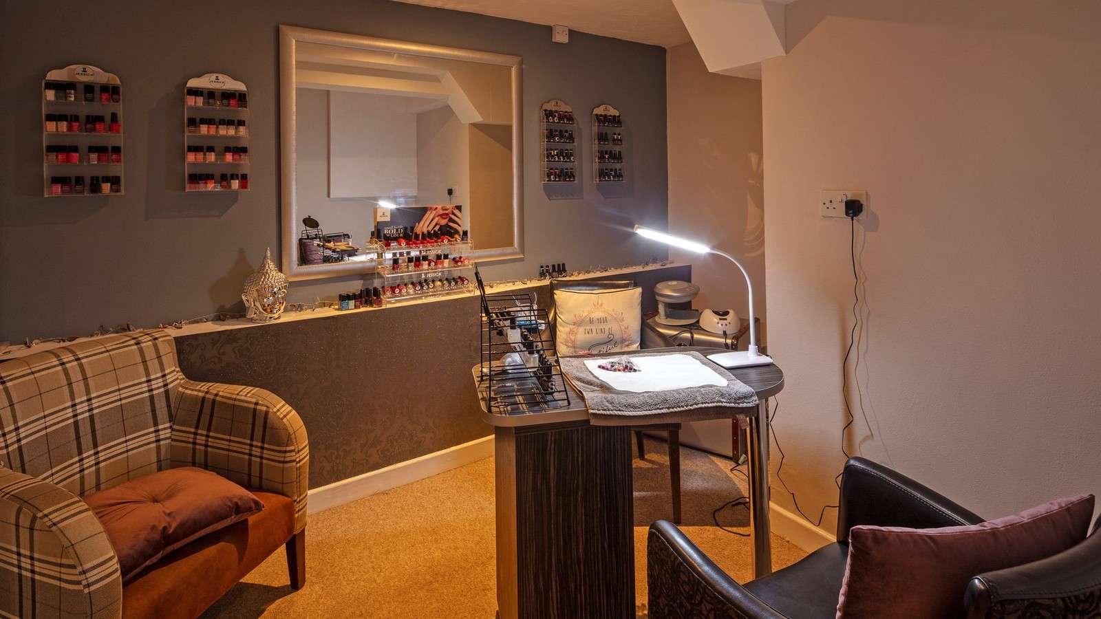 Treat yourself to a little pampering with our beauty and spa treatments. For the full list and to book, visit My Warner Stay.