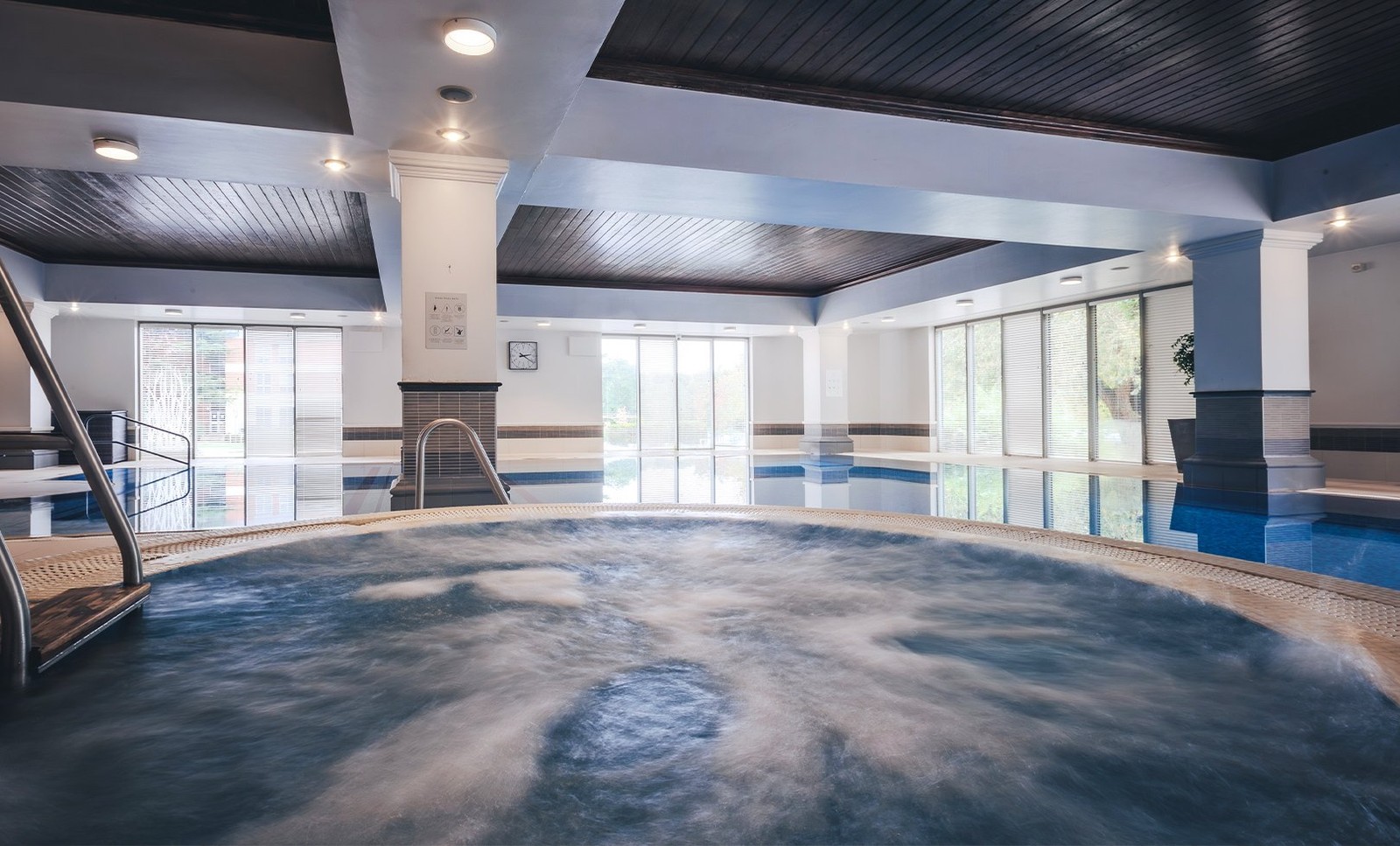 Sink into the soothing whirlpool bath and let your worries melt away.