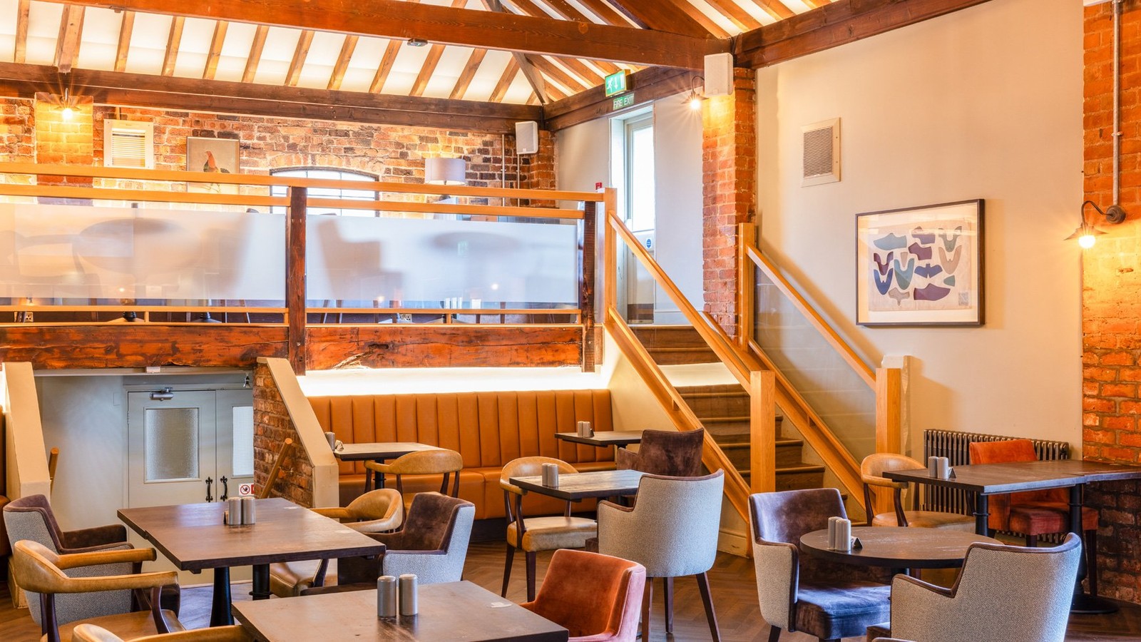 With two levels of dining and charming exposed beams, the Cheshire Barn Restaurant offers character and comfort. As one of just two Warner gastropubs, it’s the perfect place to savour hearty meals included with your stay.