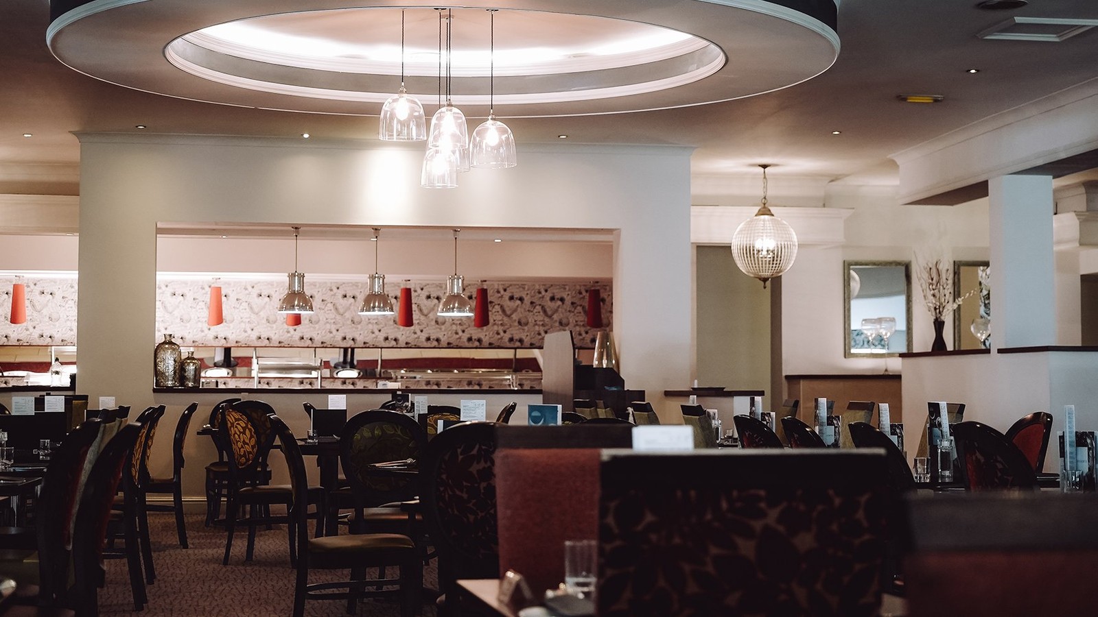 Enjoy buffet-style breakfast and dinner at Treetops Restaurant, with plenty of options to suit every taste.