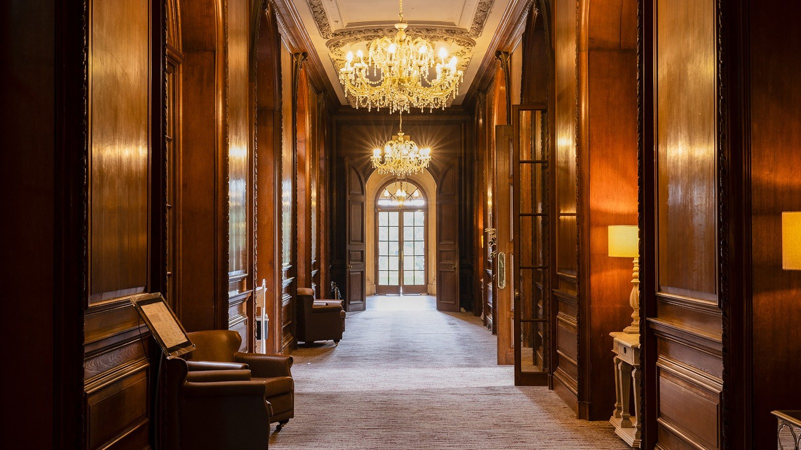 Inside the house, Renaissance styling can be found throughout, from wood-panelled corridors to grand chandeliers - it’s truly breathtaking.