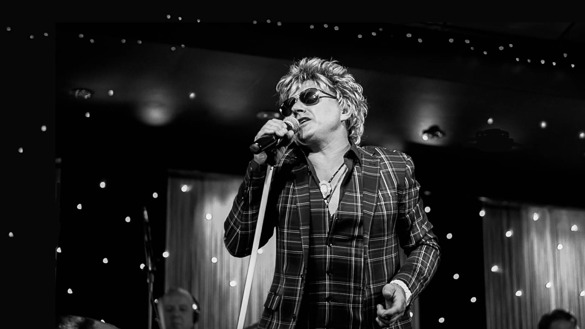 Simply Rod Stewart | Warner Hotels