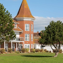 Bembridge exterior and grounds