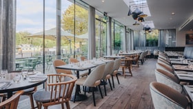 The Market Kitchen restaurant at The Runnymede on Thames with river view