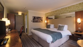 Signature room at Nidd Hall
