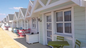 Clifftop lodges at Corton