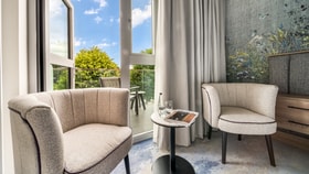 A bedroom at Runnymede on Thames