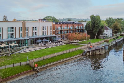 View of the Runnymede on Thames Hotel from the river