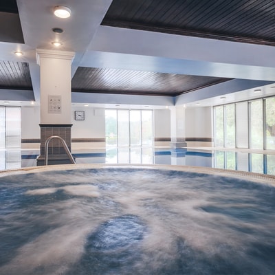 View of a bubble pool in a spa