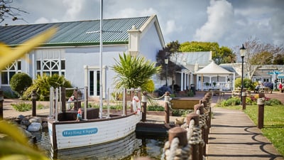 Lakeside exterior and grounds