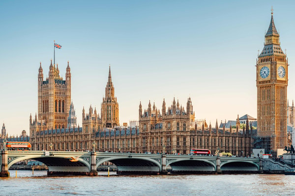 London’s iconic landmarks, including Big Ben, are within easy reach by train from Slough. Spend the day exploring the capital before returning to riverside calm.