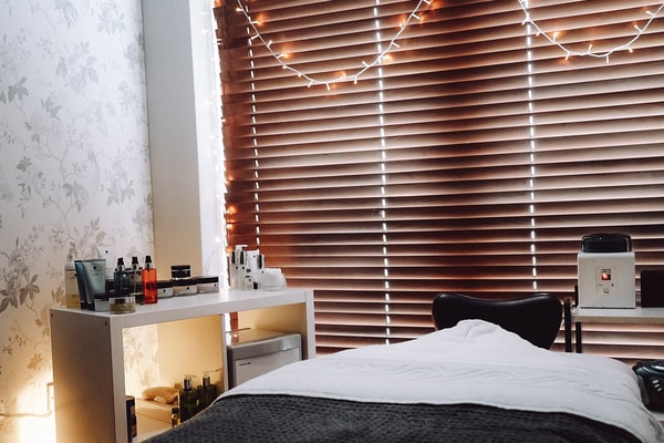 Fancy a spa treatment? Book through My Warner Stay and enjoy a massage, facial, or a personalised treatment from our TEMPLESPA expert therapists.