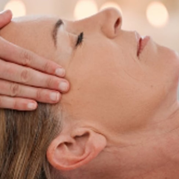 Release tension and unwind with a soothing head massage designed to calm the mind and relax the body.
