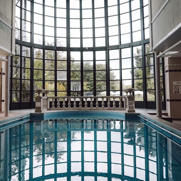 Swap stress for serenity in the heated indoor pool at Sinah Warren. Swim a few lengths or simply soak and let your worries melt away - the choice is yours.