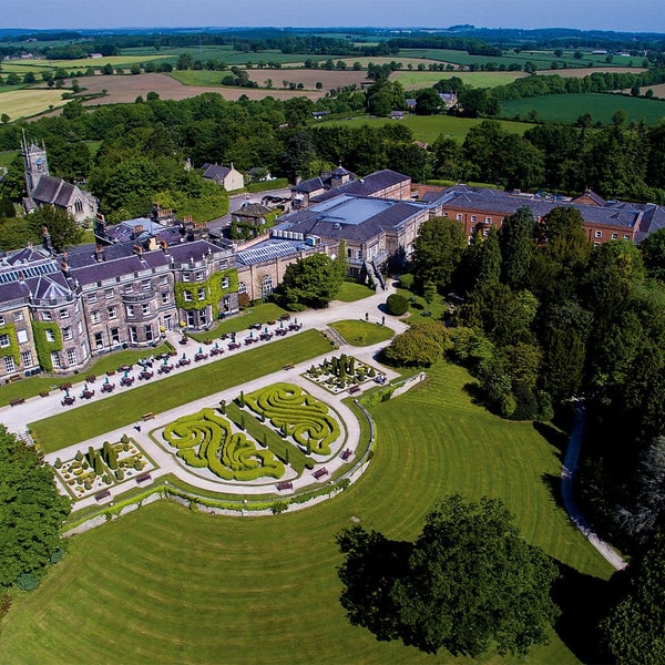Surrounded by sprawling lawns and majestic trees, Nidd Hall is the perfect countryside escape. Who wouldn’t want to wander through this picture-perfect landscape?