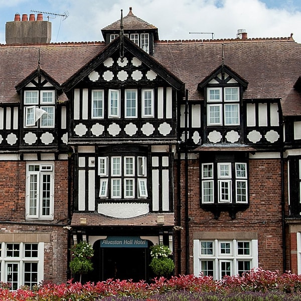 Step back in time during your stay at our Victorian country house, surrounded by colourful blooms and timeless charm.