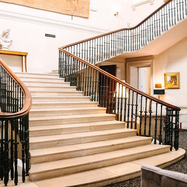 With its sweeping curves and historic elegance, the grand staircase is your gateway to first-floor historic rooms. Climbing it feels like travelling back in time, as though you’ve stepped into the set of From the Manor Born.