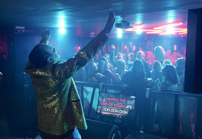 BARRIOKE: Shaun Williamson on stage