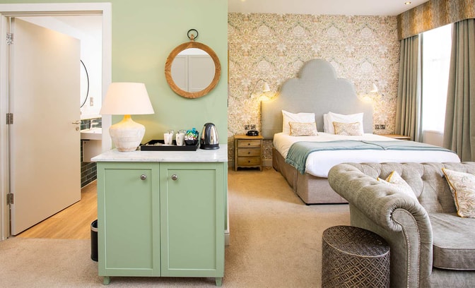 superior bedroom at heythrop