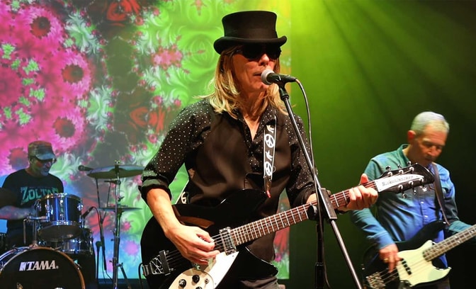 tom petty tribute on stage