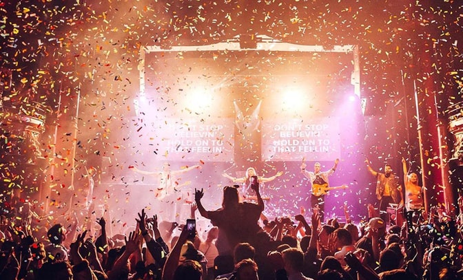 Massaoke® - The original live band sing-along