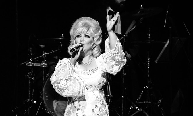 Buzz D'Angelo and Maxine Mazumder present - A Tribute to The Greats