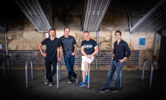 Go Now! The Mood Blues Tribute