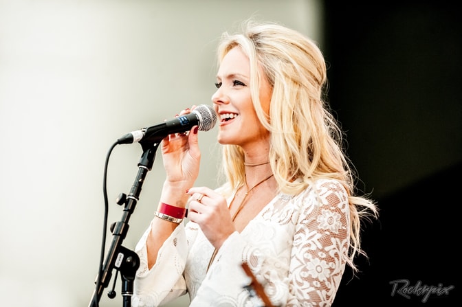 Laura Evans live on stage