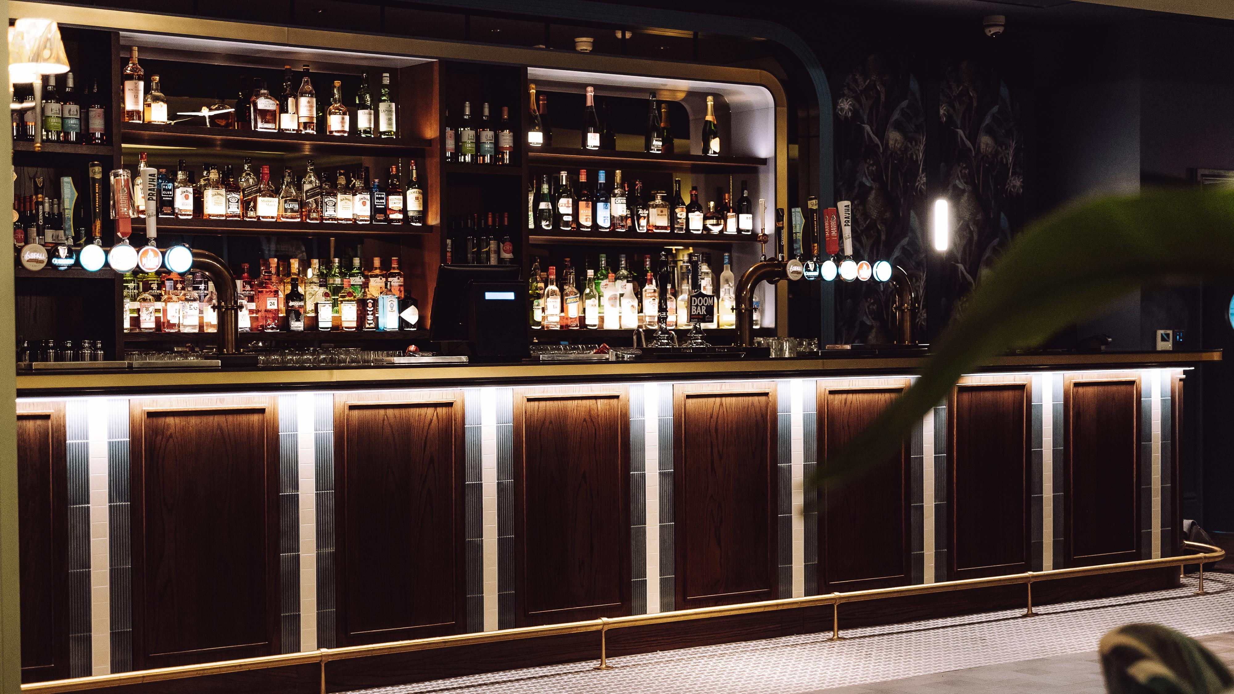 The Late Lounge Bar