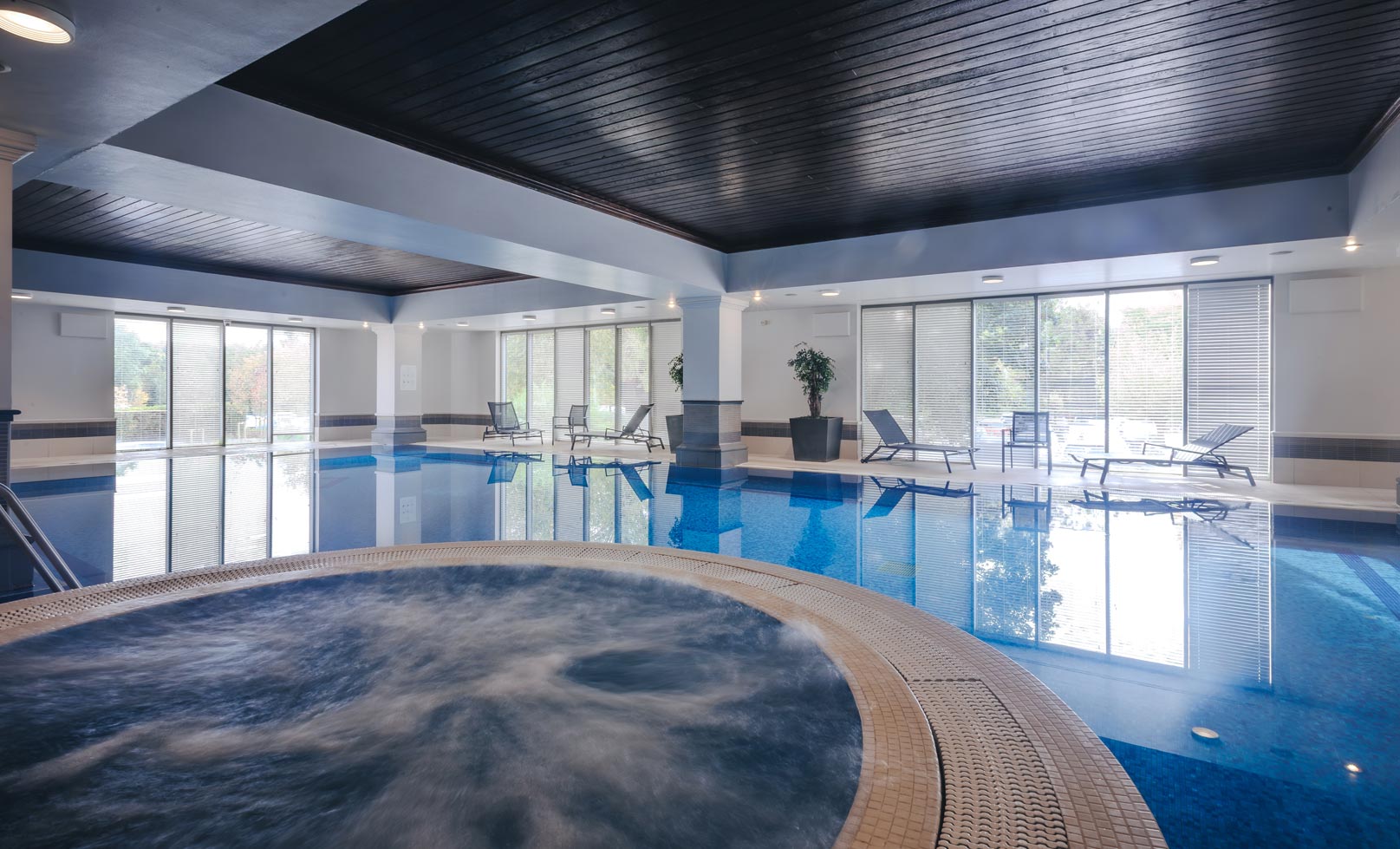 The indoor pool at The Runnymede on Thames