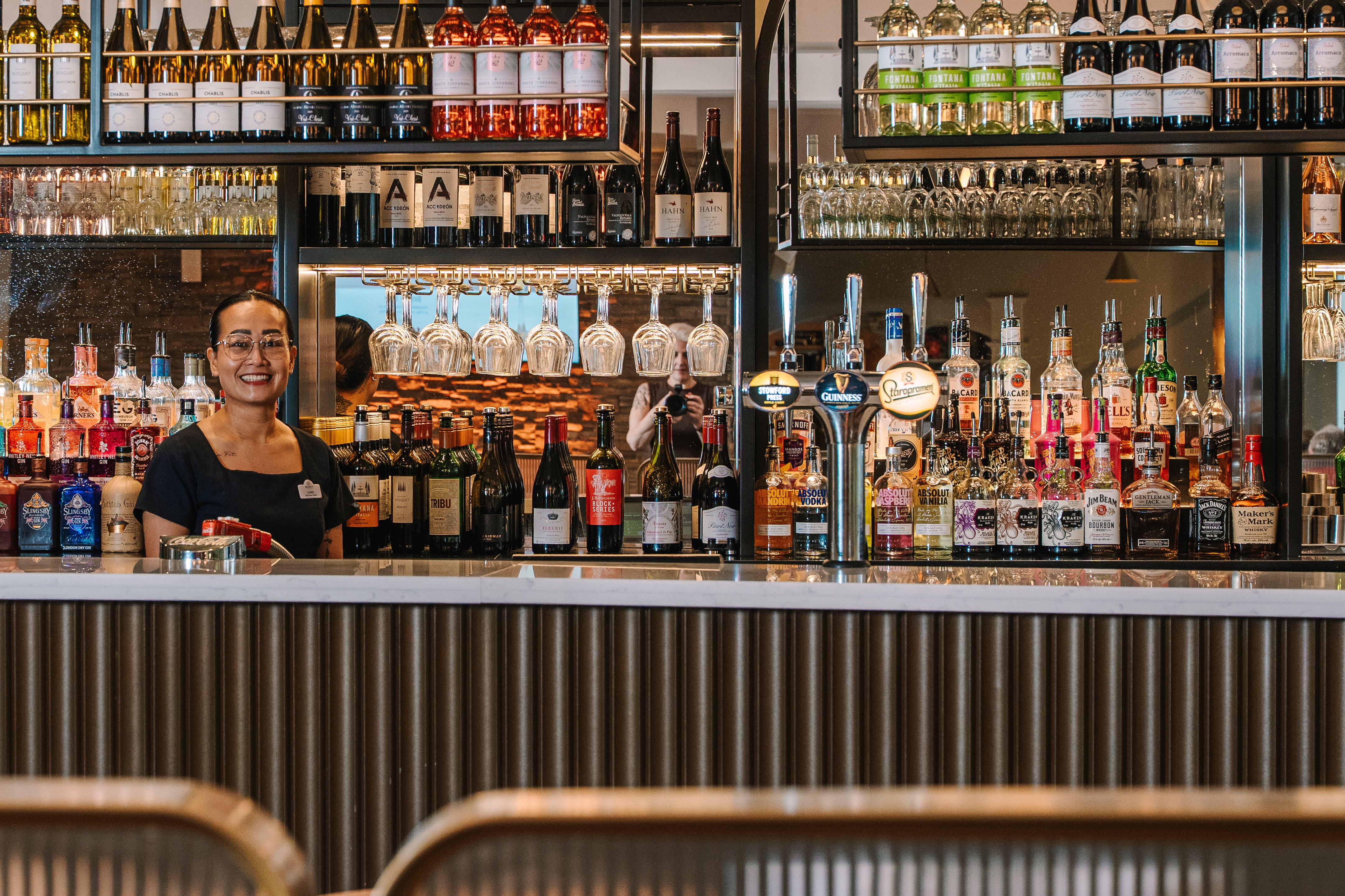 thoresby live lounge bar