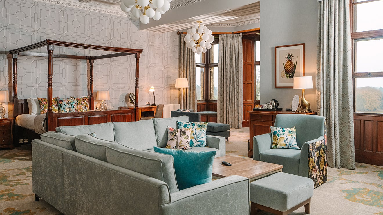 Manor House Suite with Large Room attribute at Thoresby Hall