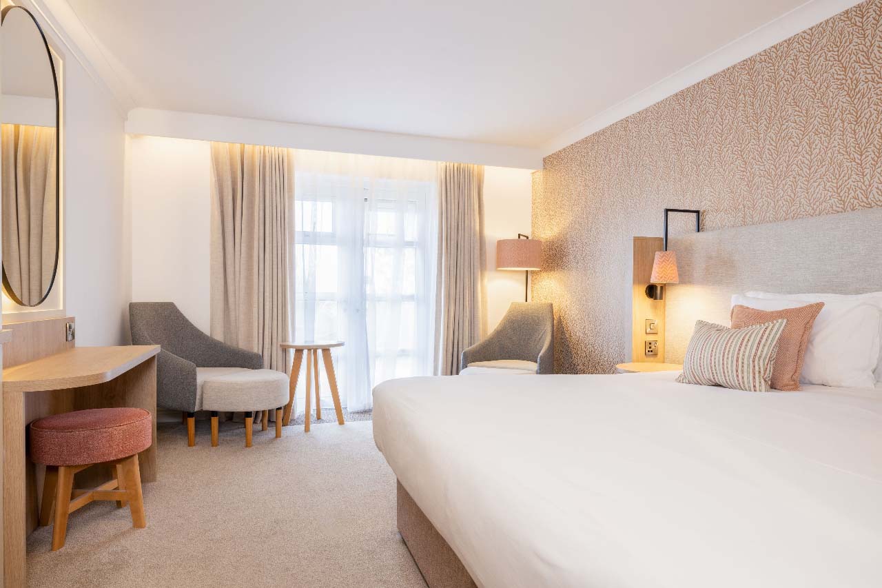 Signature room