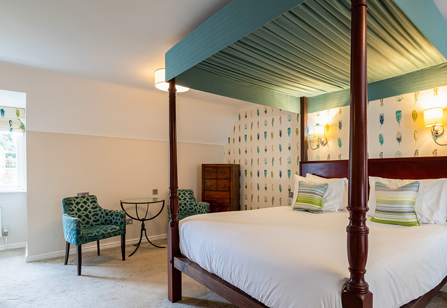 Contemporary Royale room