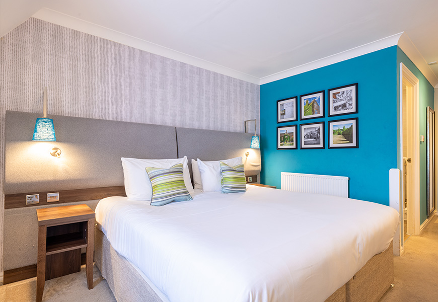 Signature room