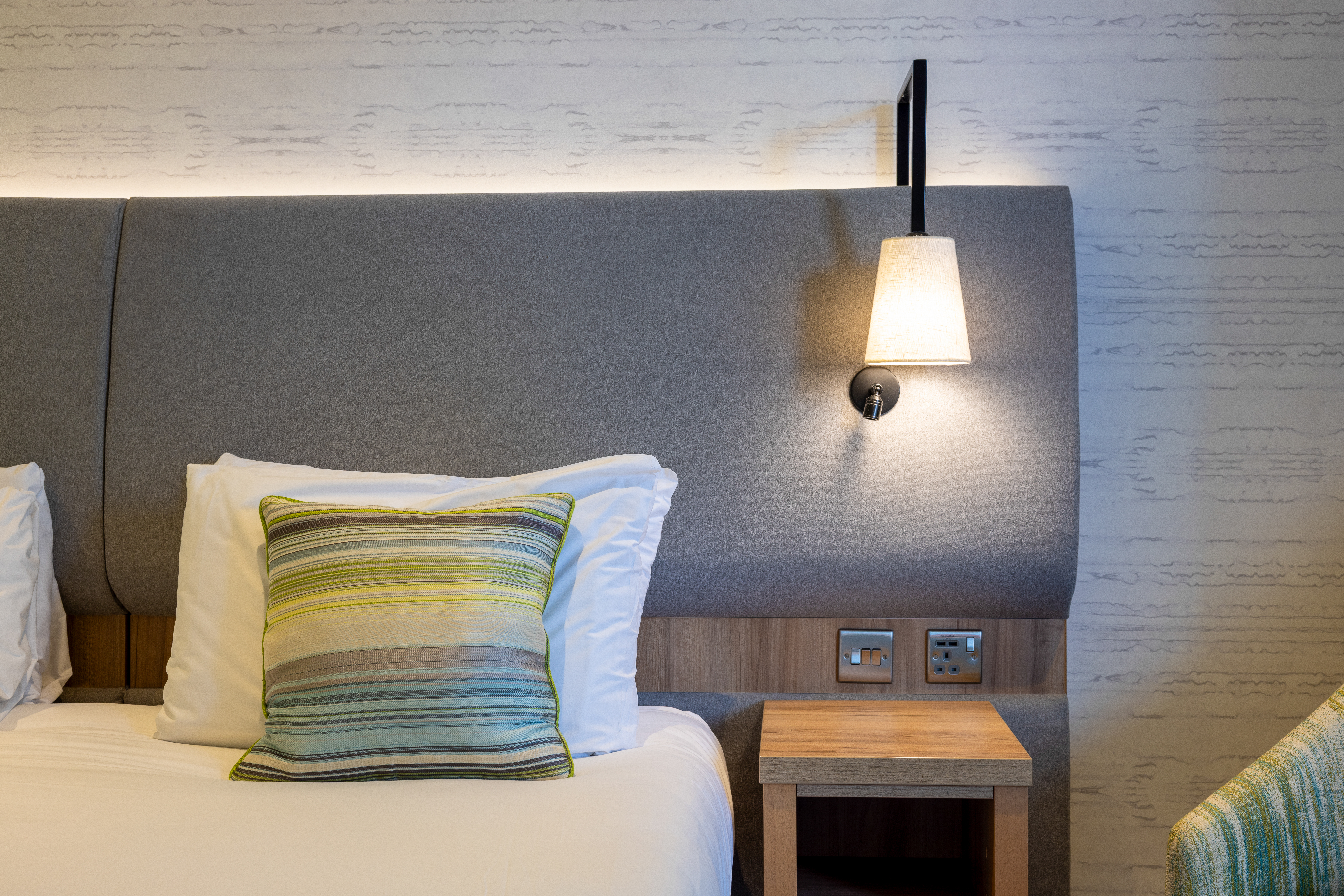 studley room headboard