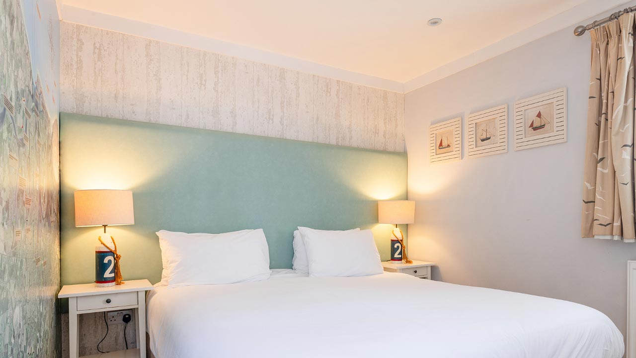 Harbour Suite bedroom