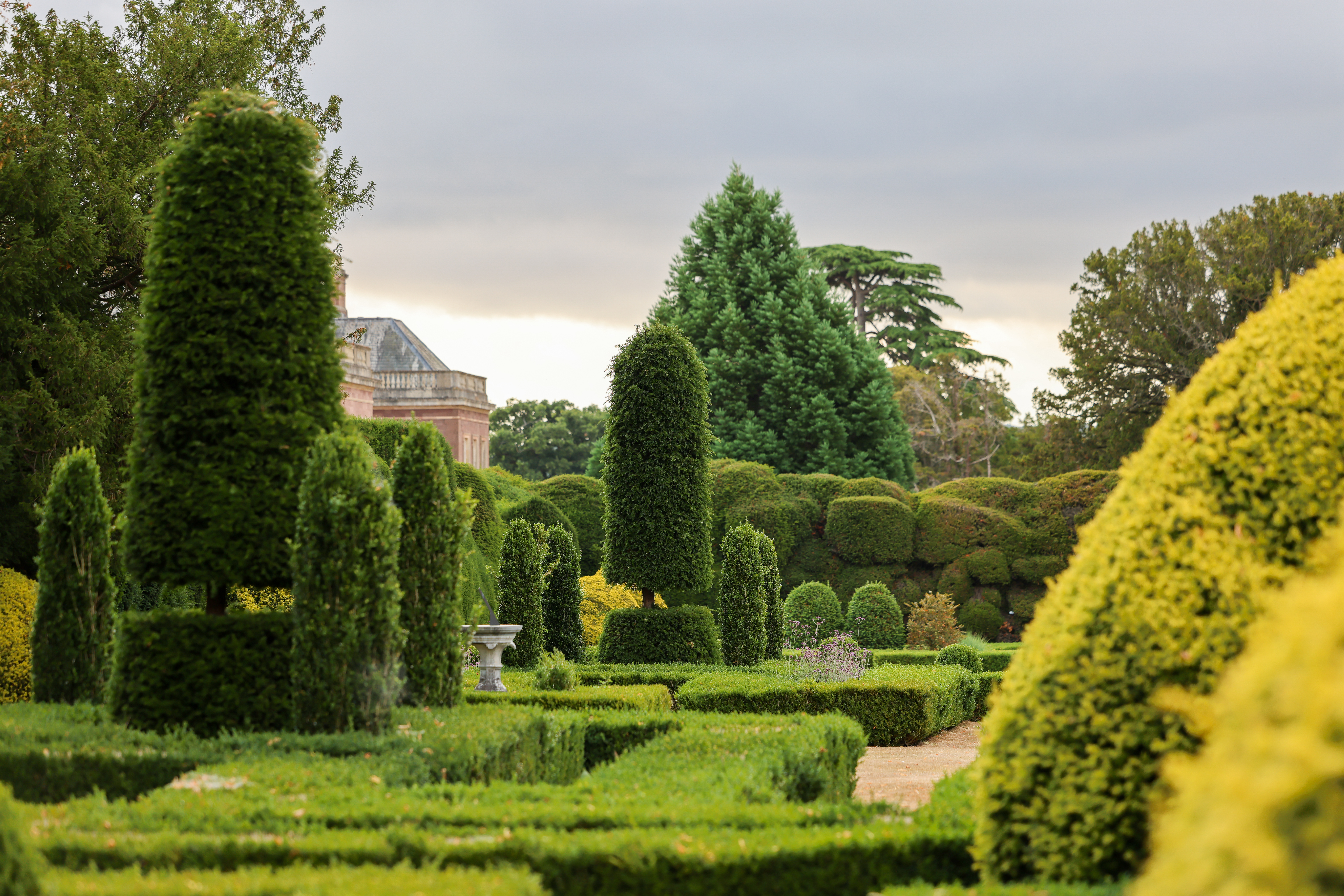 Holme lacy grounds